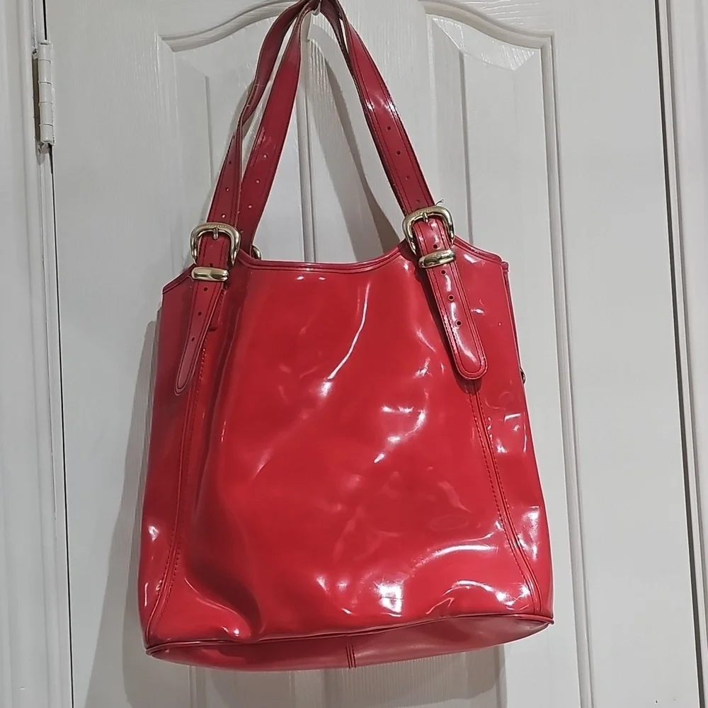 Ted Baker Y2K Tote Bag Patente Hot Pink Leather.